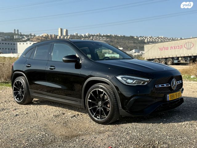 מודעת רכב מרצדס-בנץ GLA 2