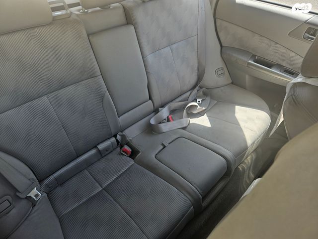 סובארו פורסטר