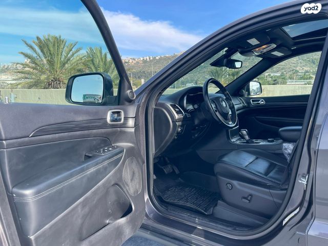 ג'יפ גרנד צ'ירוקי