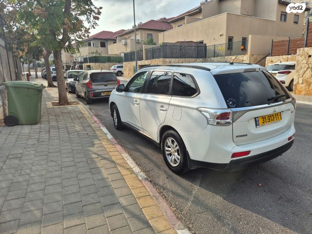 מודעת רכב מיצובישי אאוטלנדר