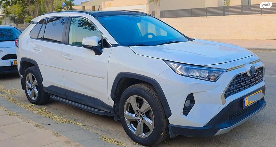 טויוטה RAV4