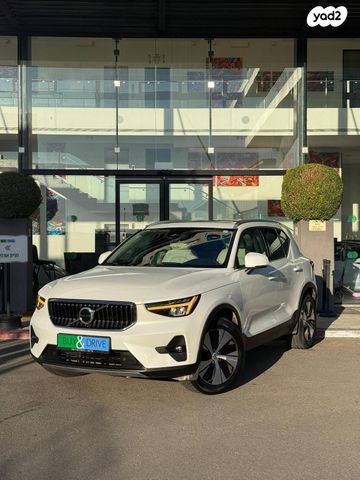 מודעת רכב וולוו XC40