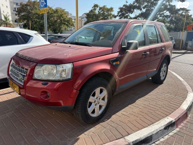 מודעת רכב לנד רובר פרילנדר