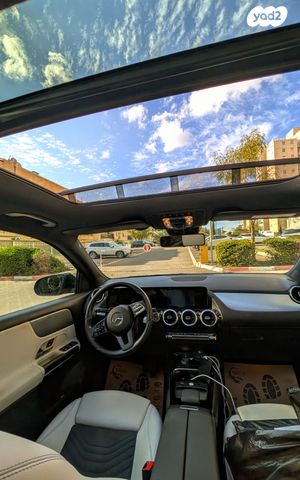 מרצדס-בנץ GLA