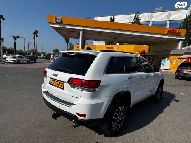 מודעת רכב ג'יפ גרנד צ'ירוקי