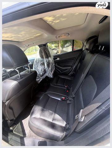 מרצדס-בנץ GLA