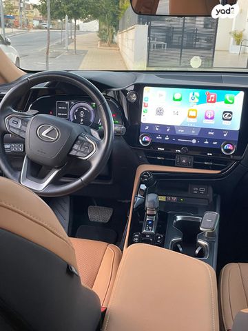 מודעת רכב לקסוס NX
