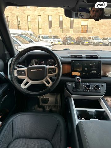 לנד רובר דיפנדר