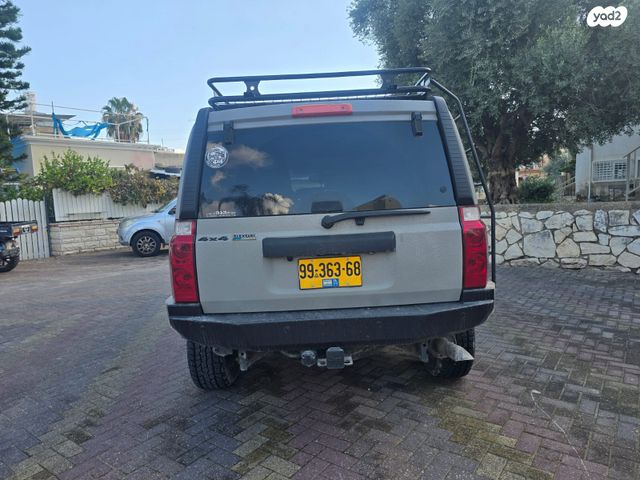 ג'יפ קומנדר