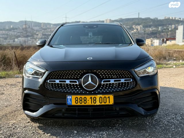 מודעת רכב מרצדס-בנץ GLA 1