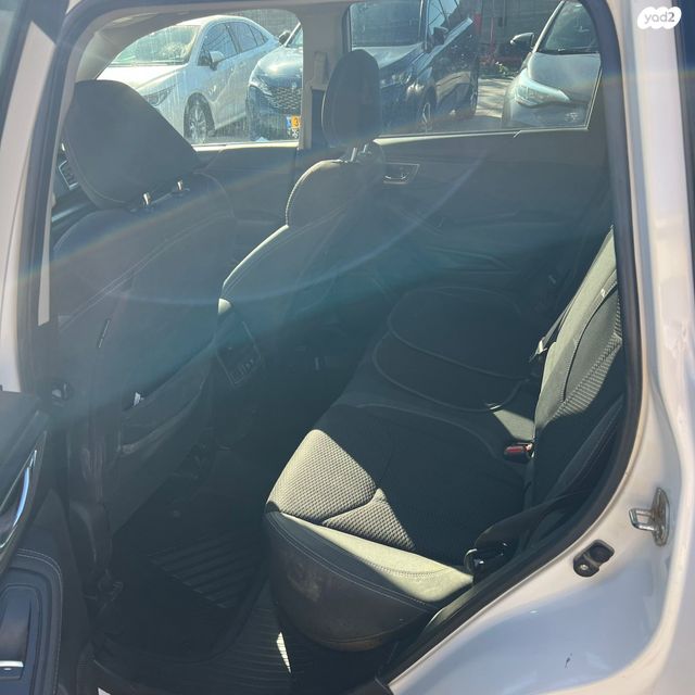 מודעת רכב סובארו פורסטר 1