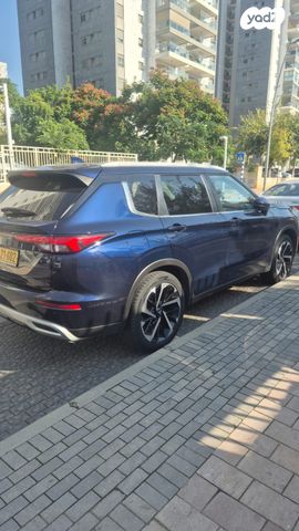 מיצובישי אאוטלנדר