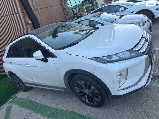 מיצובישי אקליפס קרוס