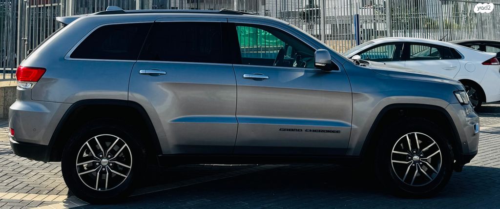 ג'יפ גרנד צ'ירוקי