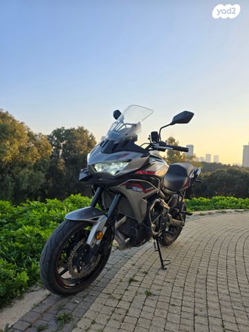 קאוואסאקי Versys 650
