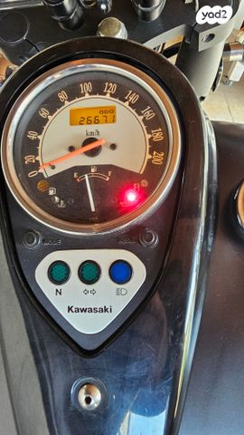 קאוואסאקי VN900 קלאסיק