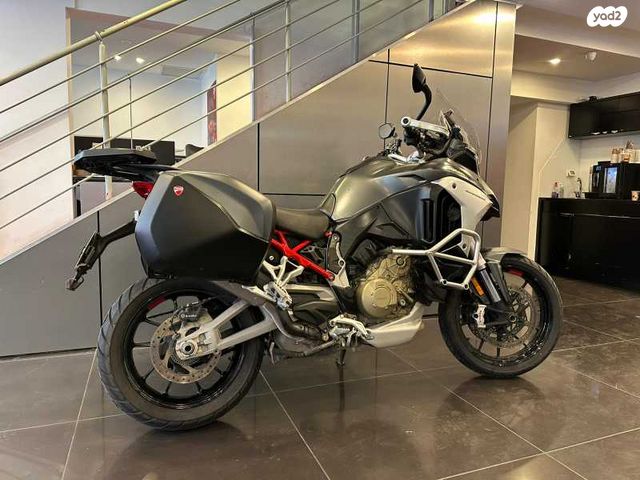 דוקאטי מולטיסטרדה V4s