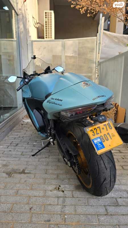 סוזוקי GSX-R1300 היאבוסה