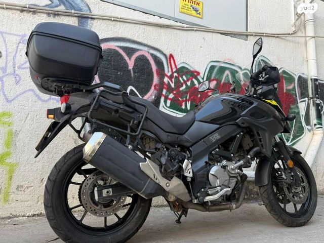 סוזוקי DL650 וי-סטרום