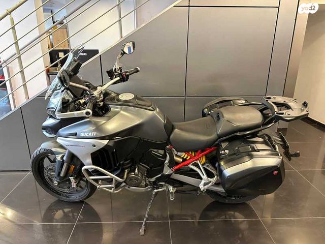 דוקאטי מולטיסטרדה V4s