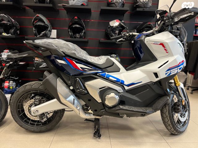 הונדה X-ADV750