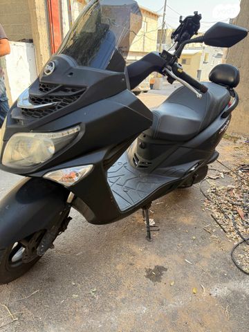 מודעת רכב סאן יאנג ג'וי רייד 125