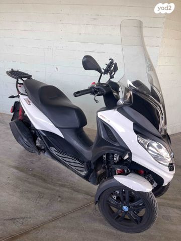 פיאג'ו MP3 300 HPE 