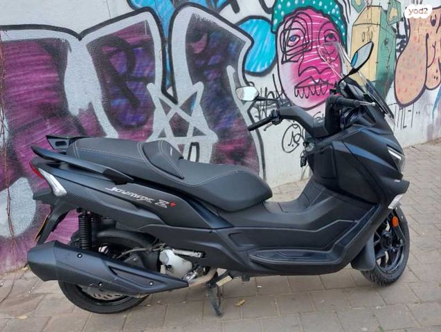 מודעת רכב סאן יאנג ג'וי-מקס Z-250