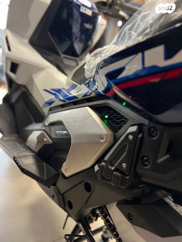 הונדה X-ADV750