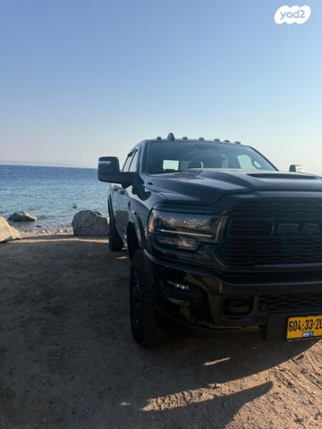 מודעת רכב דודג'