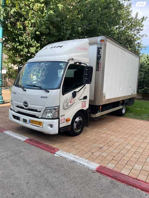 מודעת רכב טויוטה