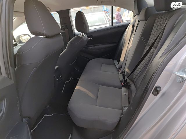 מודעת רכב טויוטה קורולה