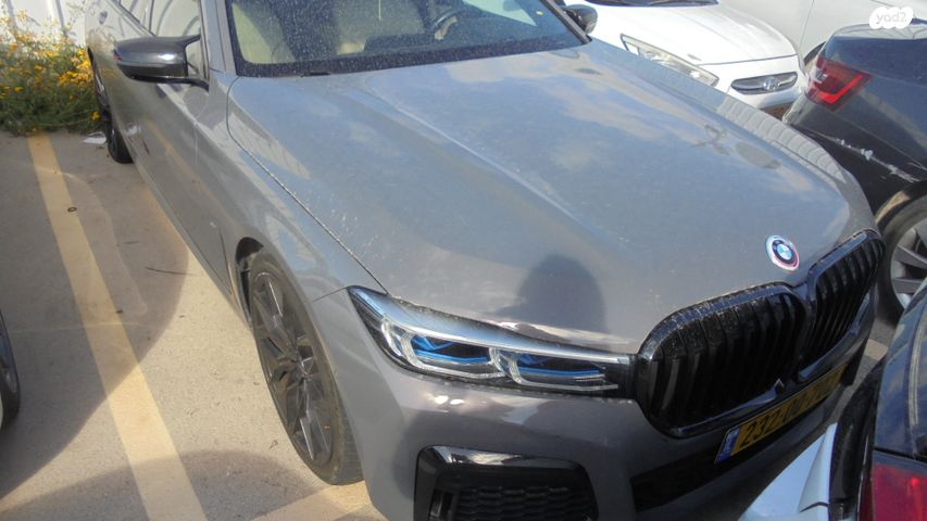 מודעת רכב ב מ וו סדרה 7