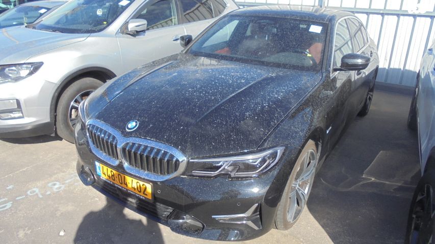 מודעת רכב ב מ וו סדרה 3