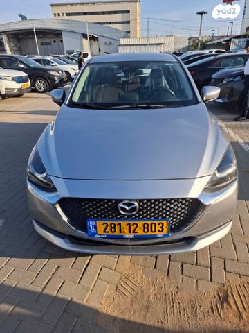 מודעת רכב מאזדה 2