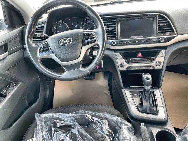 יונדאי אלנטרה