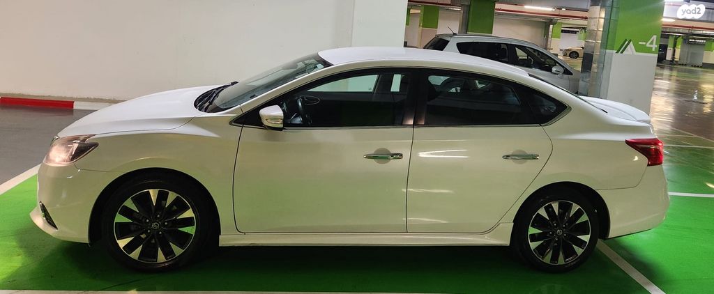 ניסאן סנטרה