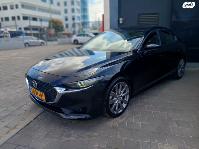 מודעת רכב מאזדה 3