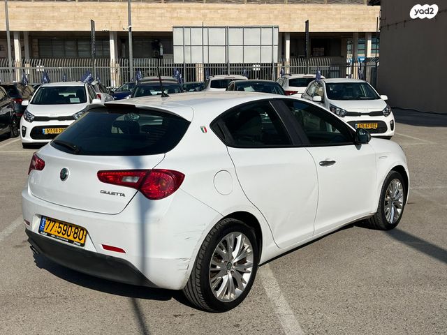 אלפא רומיאו ג'ולייטה