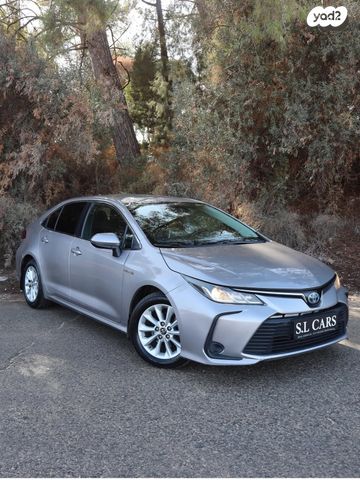 טויוטה קורולה