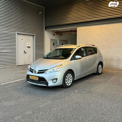 טויוטה ורסו