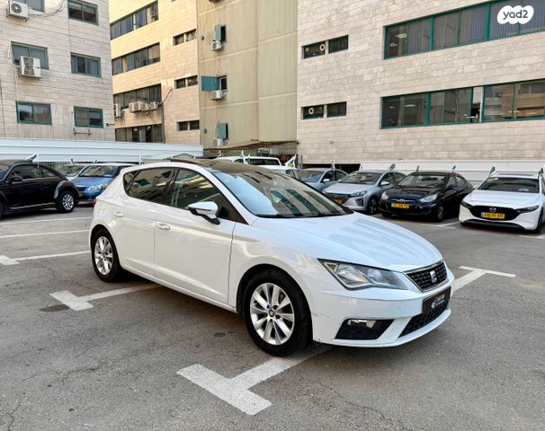 מודעת רכב סיאט לאון