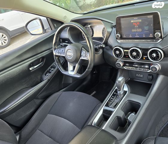 ניסאן סנטרה