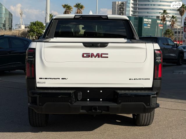 ג'י.אם.סי סיירה EV  