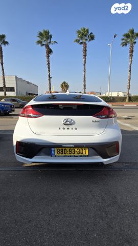 יונדאי איוניק