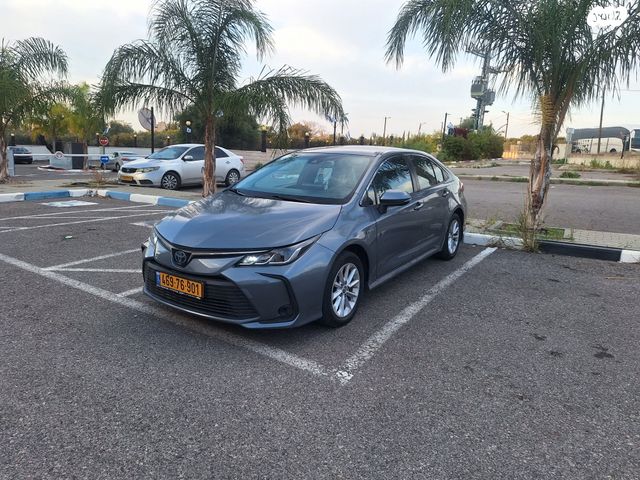 מודעת רכב טויוטה קורולה 1