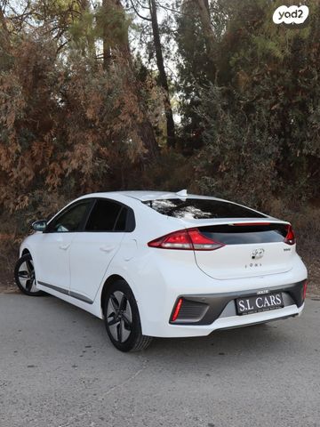 יונדאי איוניק