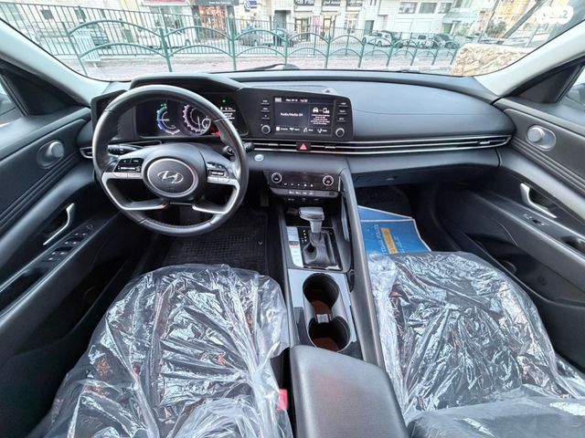 יונדאי אלנטרה