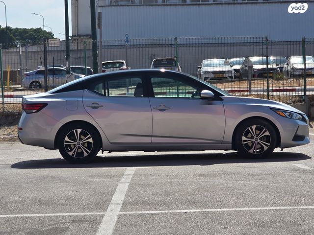 ניסאן סנטרה