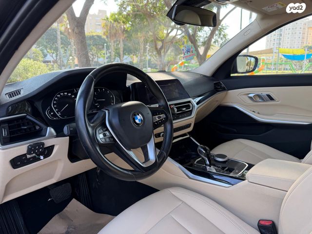 מודעת רכב ב מ וו סדרה 3 2